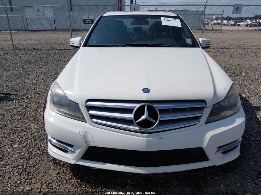 2012 Mercedes-benz C-klasse VIN WDDGF4HB9CR231673 IAAI salvage auction — WATER/FLOOD, Salvage Title, sold $450 on 2026-08-19 (photo 6)