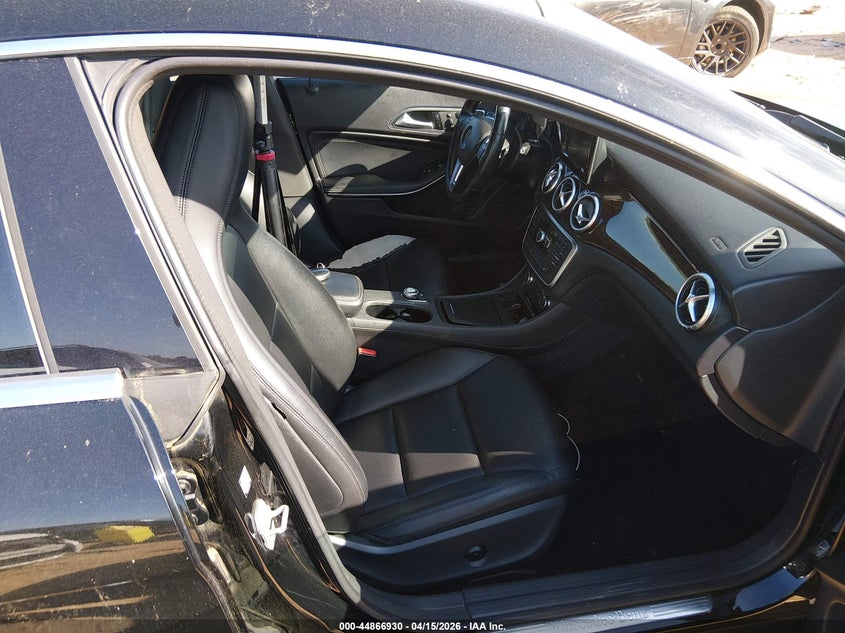 2014 Mercedes-benz Cla-klasse VIN WDDSJ4GB8EN105955 IAAI salvage auction — SIDE, Wait Title, sold $1,350 on 2026-07-20 (photo 5)