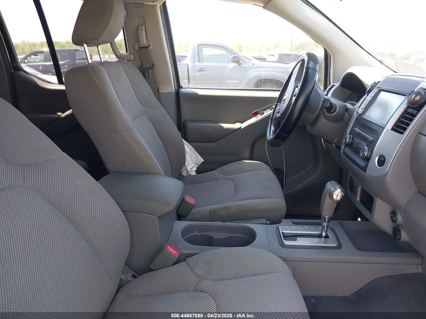 2019 Nissan Navara (frontier) VIN 1N6AD0ER5KN794402 IAAI salvage auction — LEFT SIDE, Salvage - Greater Than 75% (Maryland), sold $4,500 on 2026-09-15 (photo 5)