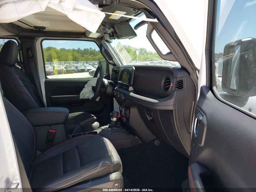 2025 Jeep Wrangler / VIN 1C4PJXFG3SW652460 IAAI salvage auction — RIGHT FRONT, Wait Title, sold $26,275 on 2026-08-31 (photo 5)