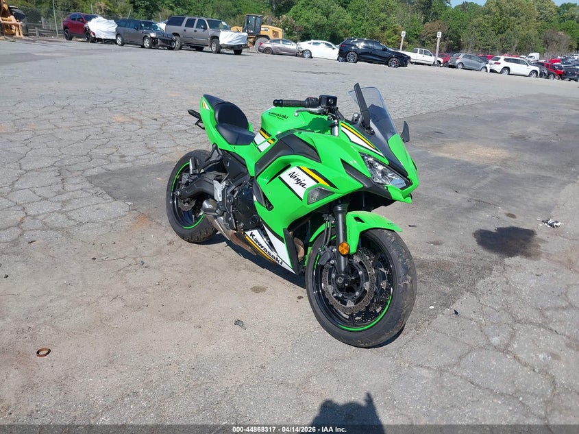 2025 Kawasaki Ninja VIN ML5EXEP19SDAE2300 IAAI salvage auction — FRONT END, Wait Title, sold $1,875 on 2026-07-21 (photo 1)