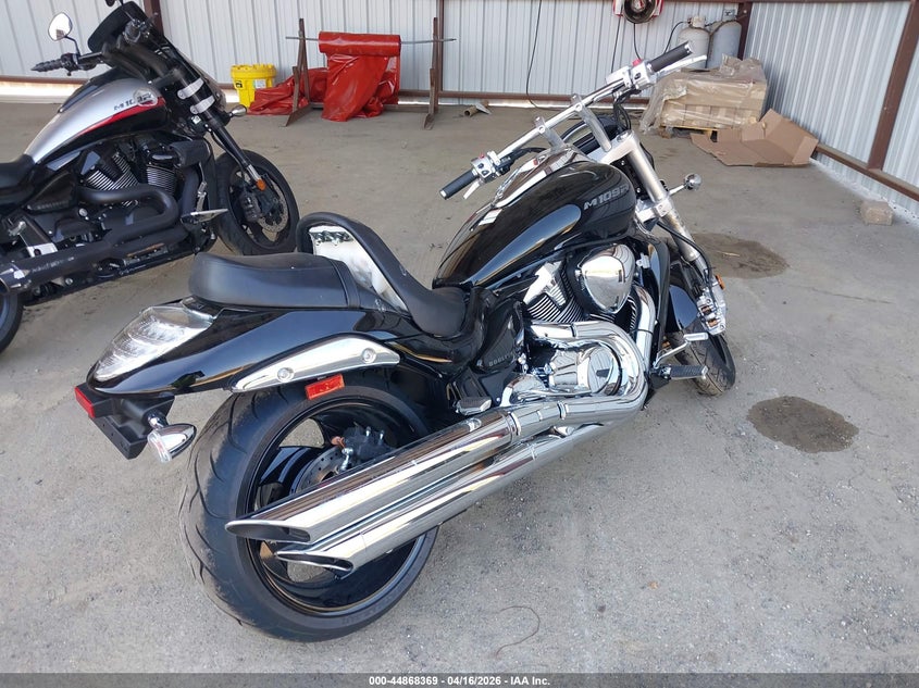 2025 Suzuki Vz VIN JS1VY53A8S7100352 IAAI salvage auction — LEFT SIDE, Wait Title, sold $6,100 on 2026-07-14 (photo 4)