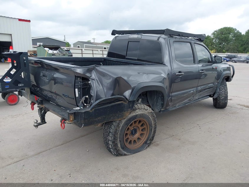 2021 Toyota Tacoma VIN 5TFCZ5AN7MX258295 IAAI salvage auction — UNDERCARRIAGE, Wait Title, sold $13,200 on 2026-07-28 (photo 4)