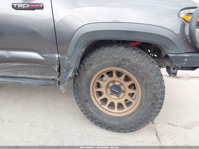 2021 Toyota Tacoma VIN 5TFCZ5AN7MX258295 IAAI salvage auction — UNDERCARRIAGE, Wait Title, sold $13,200 on 2026-07-28 (photo 6)