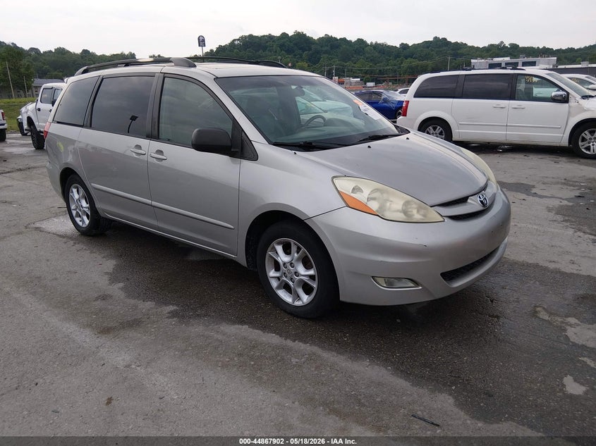 2006 Toyota Sienna VIN 5TDZA22C06S492154 IAAI salvage auction — UNKNOWN, Salvage (Missouri), sold $1,100 on 2026-07-14 (photo 1)