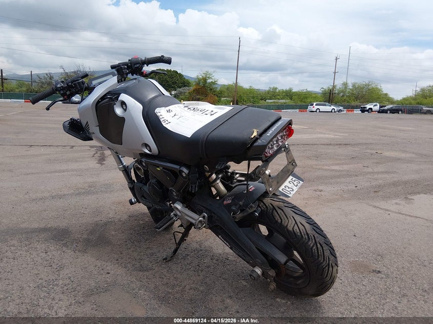 2023 Honda Grom VIN MLHJC9213P5103803 IAAI salvage auction — FRONT END, Salvage (Hawaii), sold $25 on 2026-07-29 (photo 3)