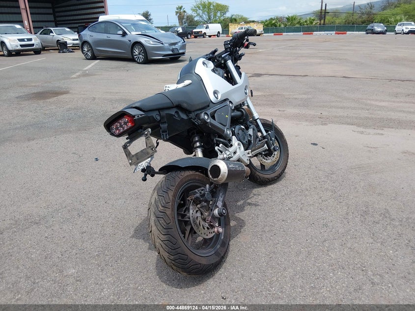 2023 Honda Grom VIN MLHJC9213P5103803 IAAI salvage auction — FRONT END, Salvage (Hawaii), sold $25 on 2026-07-29 (photo 4)