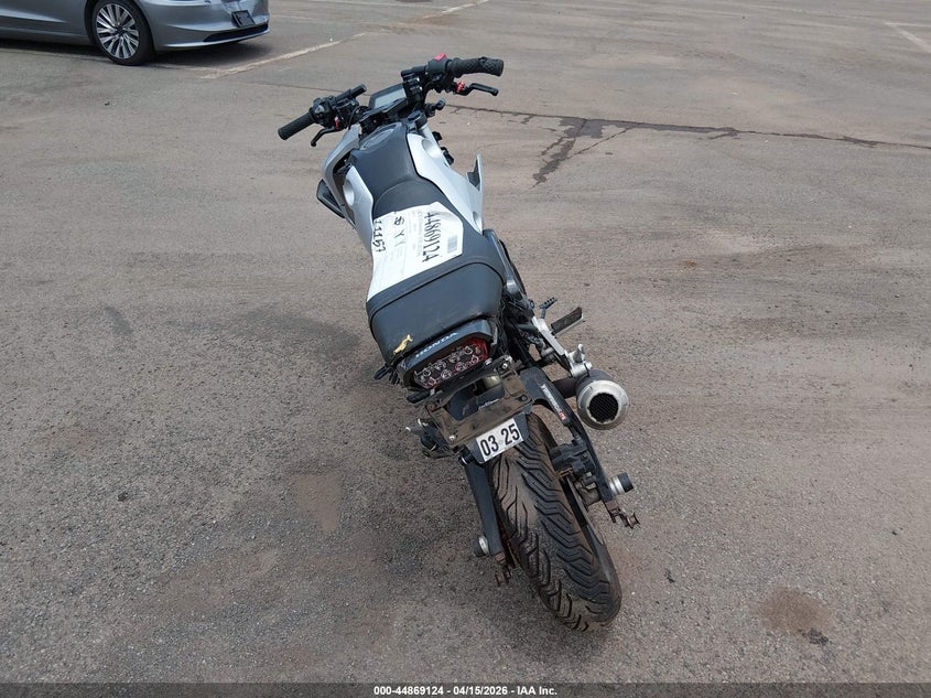 2023 Honda Grom VIN MLHJC9213P5103803 IAAI salvage auction — FRONT END, Salvage (Hawaii), sold $25 on 2026-07-29 (photo 6)