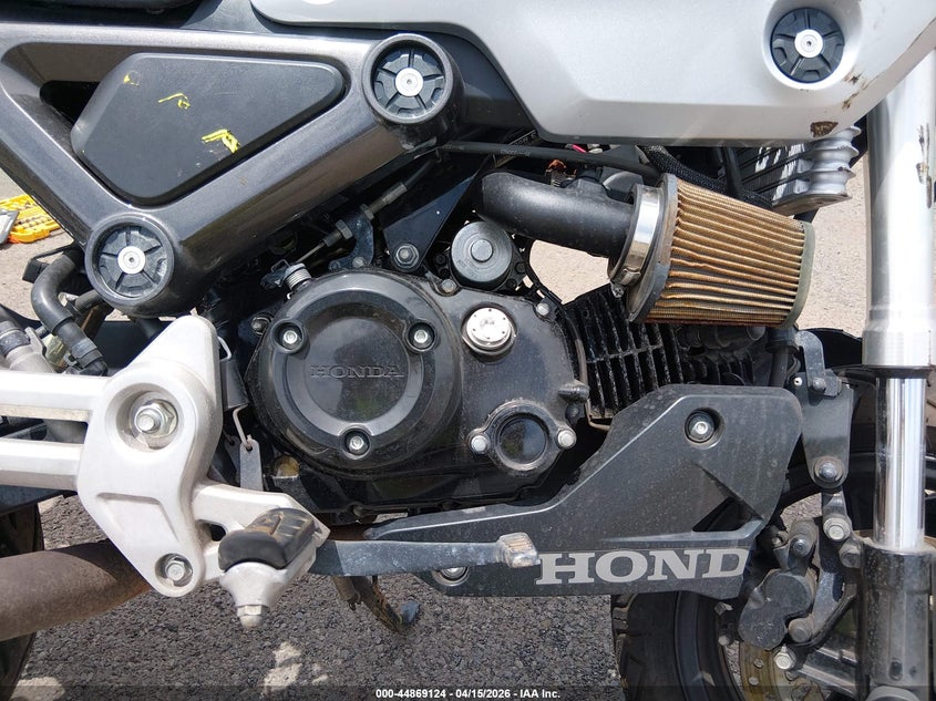 2023 Honda Grom VIN MLHJC9213P5103803 IAAI salvage auction — FRONT END, Salvage (Hawaii), sold $25 on 2026-07-29 (photo 8)