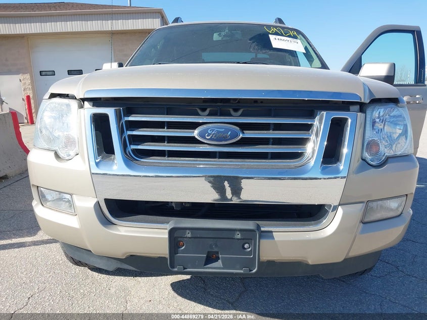 2007 Ford Explorer sport trac VIN 1FMEU53857UA73310 IAAI salvage auction — UNDERCARRIAGE, Clear (Wisconsin), sold $600 on 2026-07-09 (photo 6)