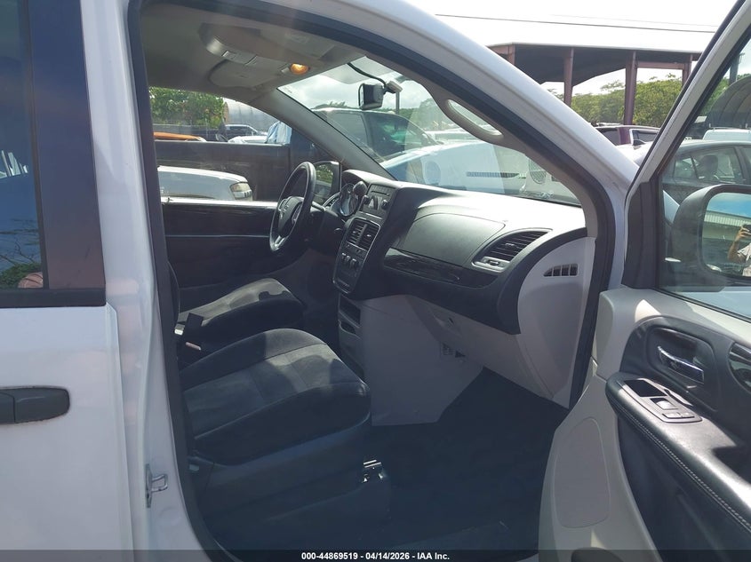 2014 Dodge Caravan VIN 2C4RDGBG7ER250539 IAAI salvage auction — FRONT END, Clear (Hawaii), sold $2,900 on 2026-08-04 (photo 5)