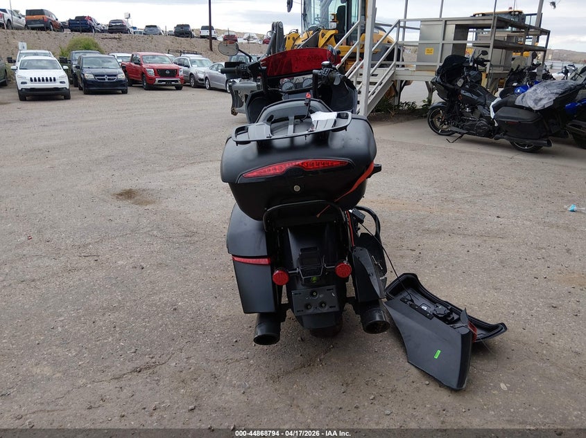 2025 Indian motorcycle co. Pursuit VIN 56KLDDSSXS3438494 IAAI salvage auction — SIDE, Salvage (New Mexico), sold $8,350 on 2026-07-22 (photo 6)