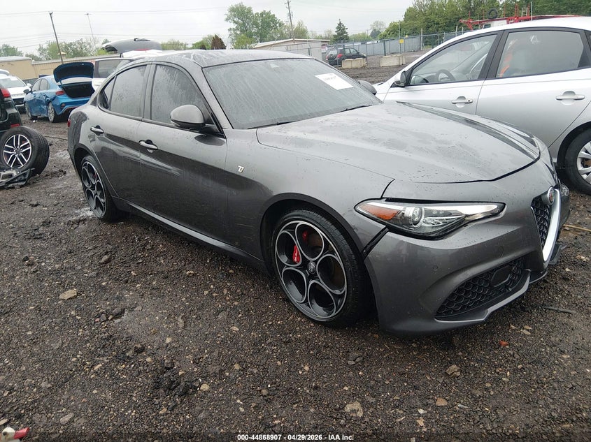 2022 Alfa romeo Giulia VIN ZARFANBN7N7662336 IAAI salvage auction — LEFT SIDE, Salvage (Kentucky), sold $9,700 on 2026-07-17 (photo 1)