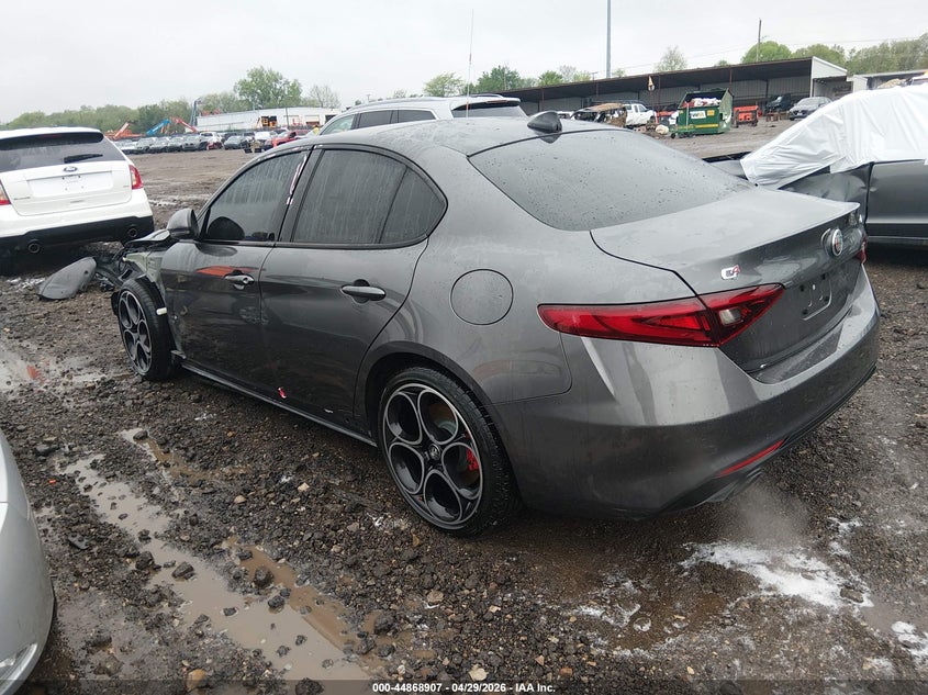 2022 Alfa romeo Giulia VIN ZARFANBN7N7662336 IAAI salvage auction — LEFT SIDE, Salvage (Kentucky), sold $9,700 on 2026-07-17 (photo 3)