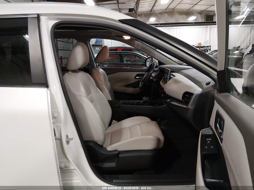2022 Nissan Rogue VIN JN8BT3BB2NW337505 IAAI salvage auction — FRONT END, Salvage (Iowa), sold $6,475 on 2026-07-14 (photo 5)