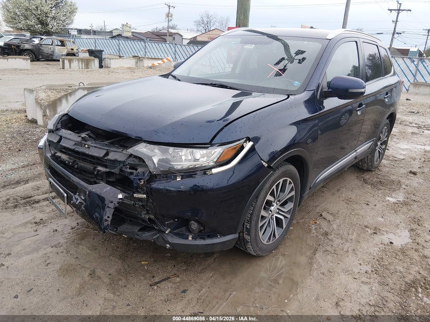 2017 Mitsubishi Outlander VIN JA4AZ3A36HZ030142 IAAI salvage auction — RIGHT FRONT, Wait Title, sold $2,850 on 2026-07-14 (photo 2)