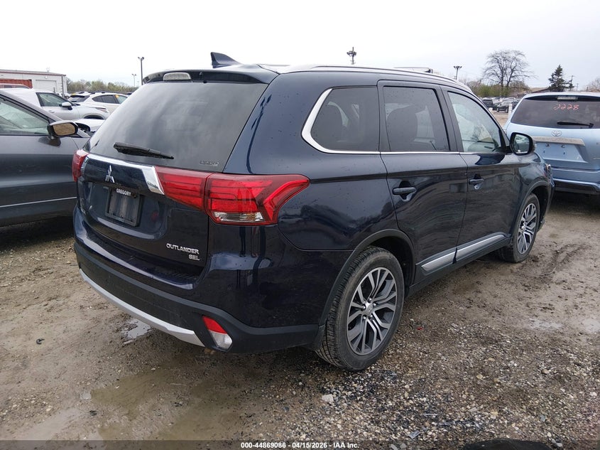 2017 Mitsubishi Outlander VIN JA4AZ3A36HZ030142 IAAI salvage auction — RIGHT FRONT, Wait Title, sold $2,850 on 2026-07-14 (photo 4)