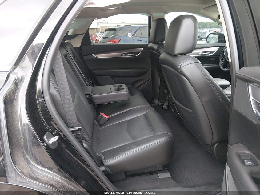 2017 Cadillac Xt5 VIN 1GYKNBRS6HZ175333 IAAI salvage auction — FRONT END, Salvage Title, sold $1,550 on 2026-08-22 (photo 8)