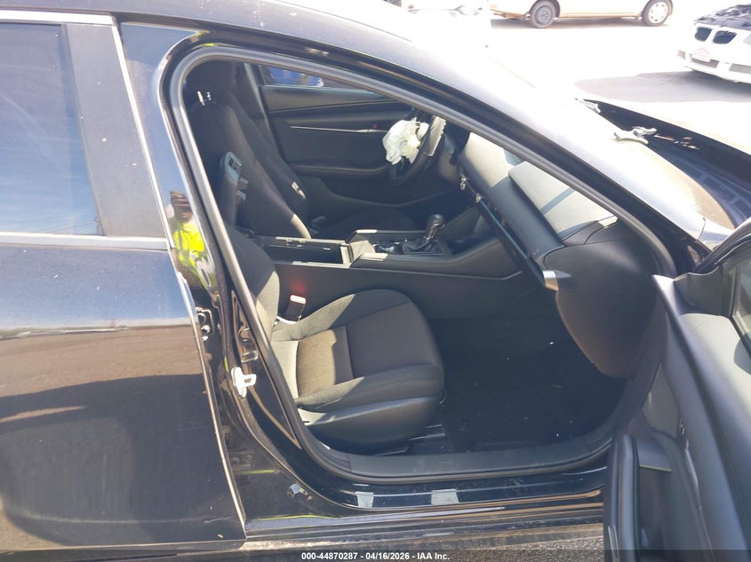 2020 Mazda 3 VIN 3MZBPABL9LM134733 IAAI salvage auction — LEFT FRONT, Salvage Title, sold $125 on 2026-07-22 (photo 5)