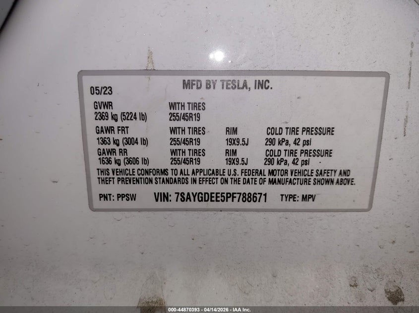 2023 Tesla Model y VIN 7SAYGDEE5PF788671 IAAI salvage auction — RIGHT FRONT, Salvage (Oregon), sold $10,800 on 2026-07-09 (photo 9)