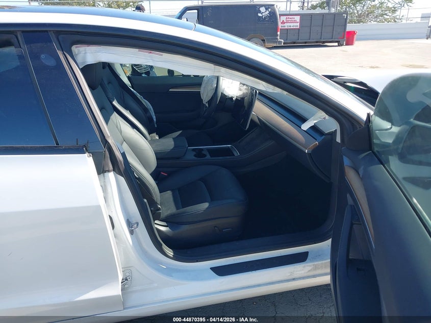 2022 Tesla Model 3 VIN 5YJ3E1EB6NF323749 IAAI salvage auction — FRONT END, Salvage Title, sold $5,750 on 2026-07-22 (photo 5)