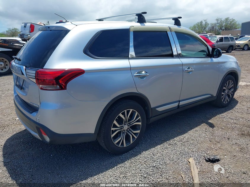 2016 Mitsubishi Outlander VIN JA4AD2A39GZ045337 IAAI salvage auction — WATER/FLOOD, Wait Title, sold $25 on 2026-07-28 (photo 4)