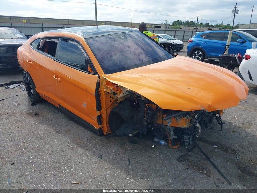 2022 Lamborghini Urus VIN ZPBUA1ZL2NLA21237 — IAAI salvage auction photo