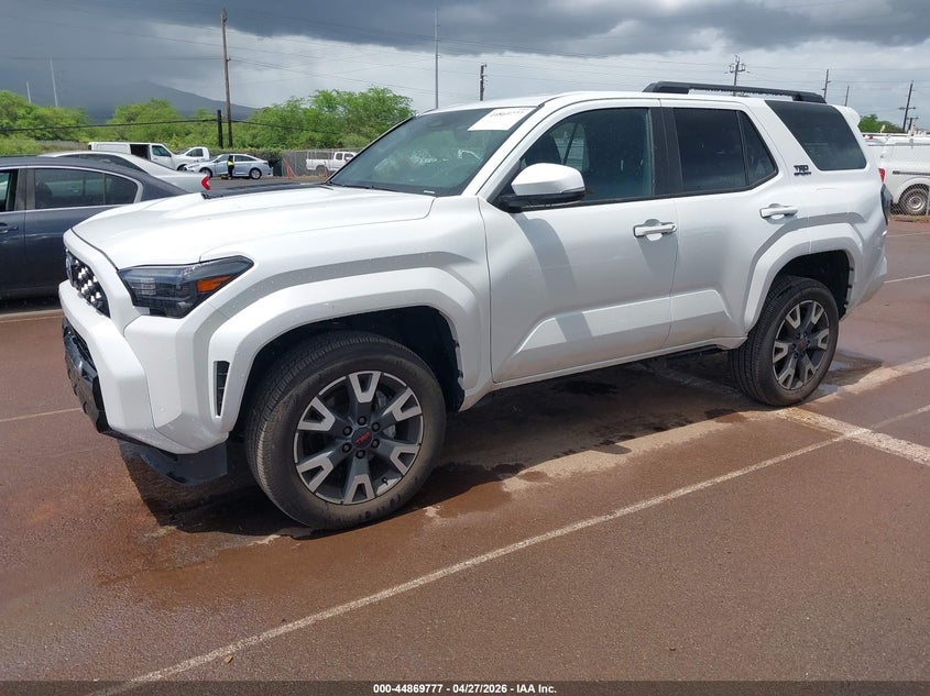2025 Toyota 4runner VIN JTEVA5BR4S5022175 IAAI salvage auction — WATER/FLOOD, Salvage (Hawaii), sold $22,100 on 2026-07-28 (photo 2)