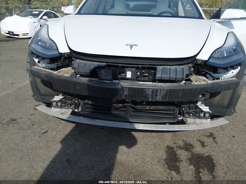 2018 Tesla Model 3 VIN 5YJ3E1EB0JF086007 IAAI salvage auction — FRONT END, Wait Title, sold $9,900 on 2026-07-16 (photo 6)