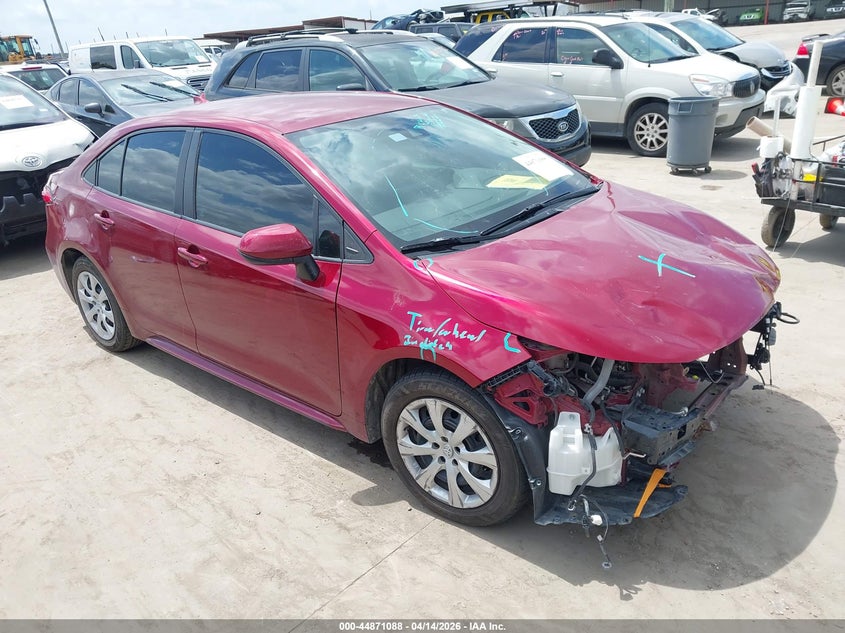 2022 Toyota Corolla VIN 5YFEPMAE5NP385118 IAAI salvage auction — FRONT & REAR, Wait Title, sold $5,800 on 2026-07-14 (photo 1)