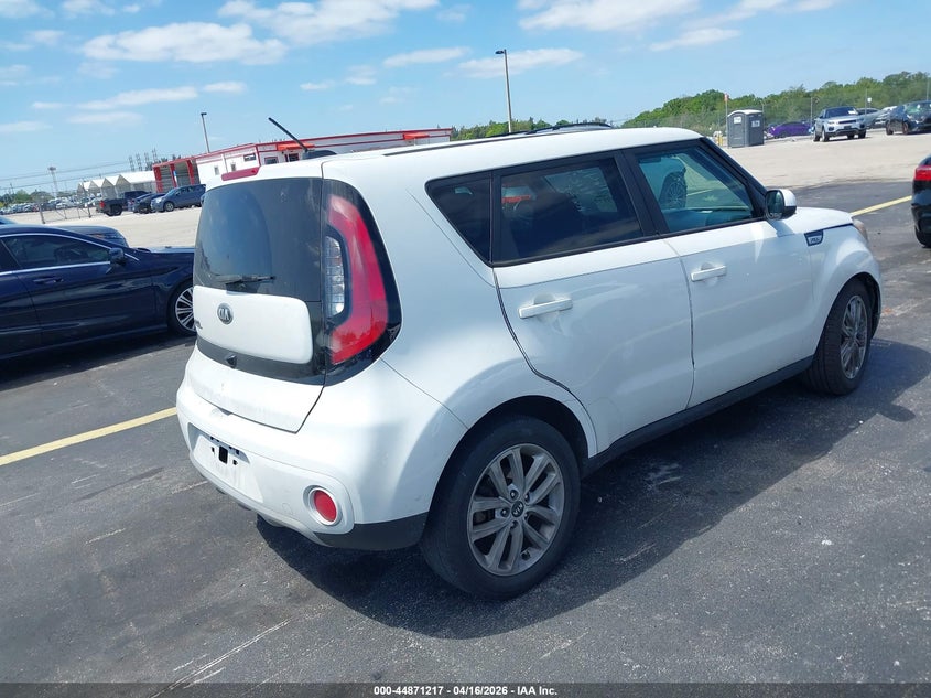 2018 Kia Soul VIN KNDJP3A52J7889646 IAAI salvage auction — LEFT FRONT, Rebuildable (Florida), sold $1,150 on 2026-07-23 (photo 4)