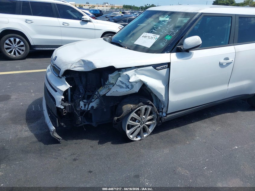 2018 Kia Soul VIN KNDJP3A52J7889646 IAAI salvage auction — LEFT FRONT, Rebuildable (Florida), sold $1,150 on 2026-07-23 (photo 6)