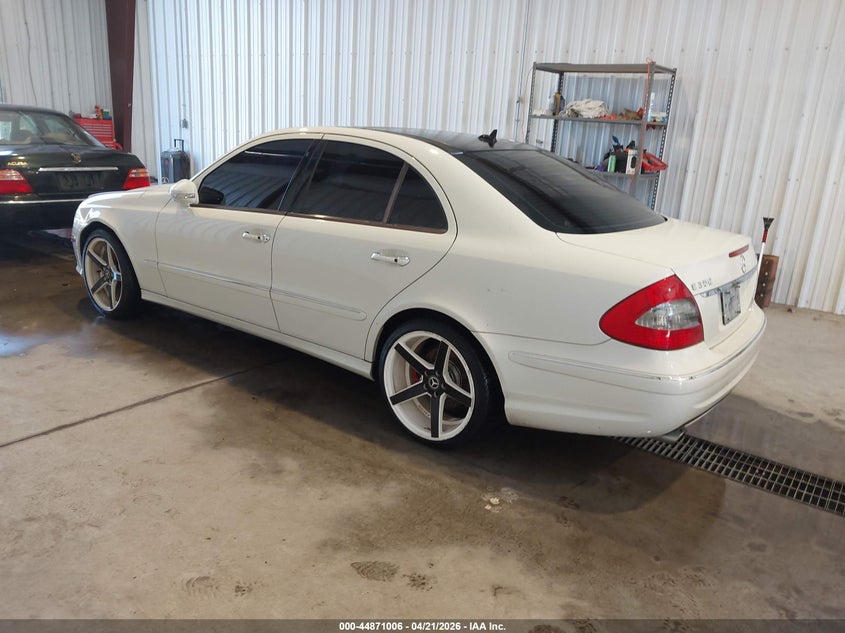 2008 Mercedes-benz E-class VIN WDBUF87X58B298349 IAAI salvage auction — LEFT FRONT, Clear (Delaware), sold $325 on 2026-07-06 (photo 3)
