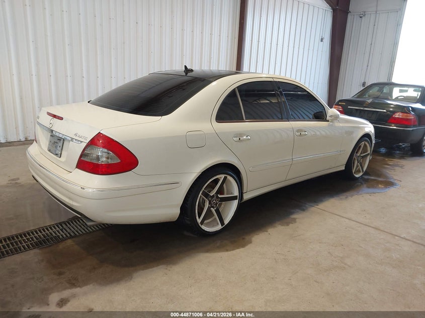 2008 Mercedes-benz E-class VIN WDBUF87X58B298349 IAAI salvage auction — LEFT FRONT, Clear (Delaware), sold $325 on 2026-07-06 (photo 4)