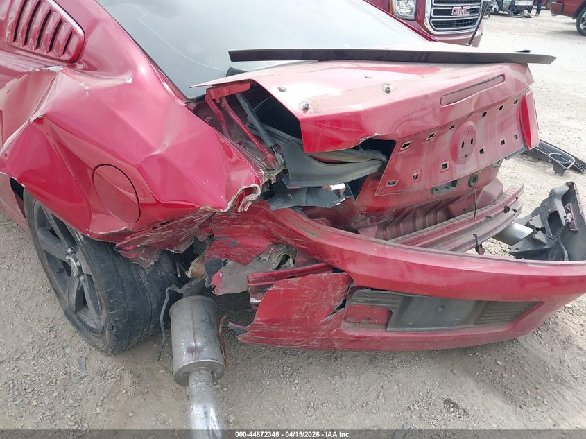 2013 Ford Mustang VIN 1ZVBP8CF0D5231926 IAAI salvage auction — FRONT & REAR, Salvage (Texas), sold $4,000 on 2026-08-03 (photo 6)