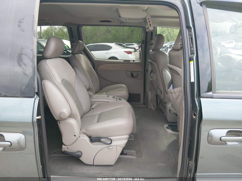2003 Chrysler Town & country VIN 2C8GP64L53R292867 IAAI salvage auction — HAIL, Salvage (Missouri), sold $600 on 2026-07-20 (photo 8)