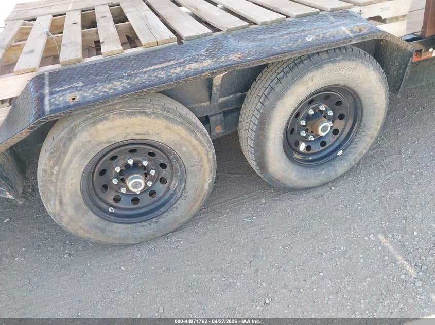 2023 Ht trailers llc 20 flatbed VIN 7V41E2029PH001357 IAAI salvage auction — REAR END, Original (Texas), sold $2,450 on 2026-07-13 (photo 7)