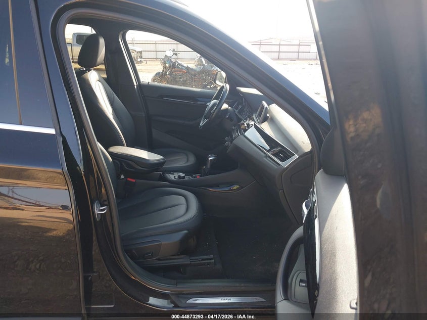 2016 BMW X1 VIN WBXHT3Z33G4A48156 IAAI salvage auction — FRONT END, Clear (Oklahoma), sold $25 on 2026-07-30 (photo 5)