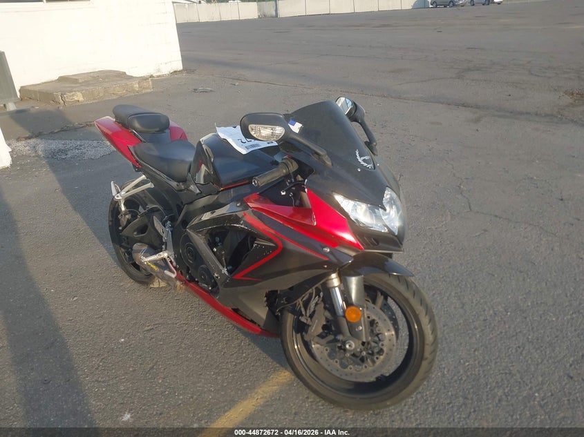 2008 Suzuki Gsx-r VIN JS1GN7EA582109624 IAAI salvage auction — RIGHT SIDE, Clear (Virginia), sold $1,300 on 2026-07-08 (photo 1)