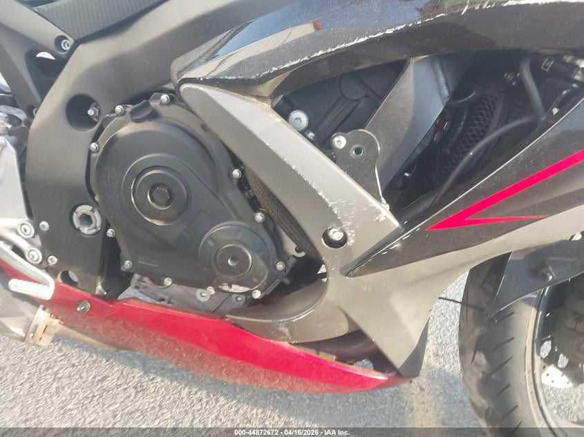 2008 Suzuki Gsx-r VIN JS1GN7EA582109624 IAAI salvage auction — RIGHT SIDE, Clear (Virginia), sold $1,300 on 2026-07-08 (photo 8)