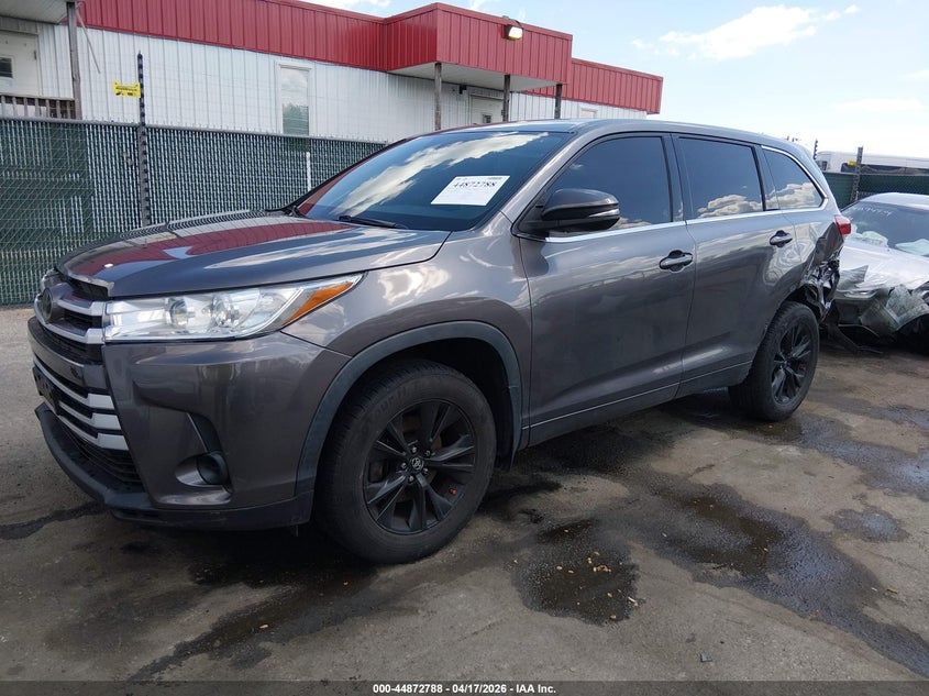 2018 Toyota Highlander VIN 5TDBZRFH6JS892799 IAAI salvage auction — FRONT END, Salvage - Greater Than 75% (Maryland), sold $6,275 on 2026-07-30 (photo 2)