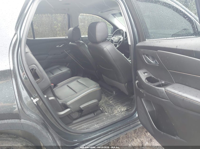2019 Chevrolet Traverse VIN 1GNEVHKW5KJ317087 IAAI salvage auction — REAR END, Salvage (Ohio), sold $25 on 2026-07-31 (photo 8)