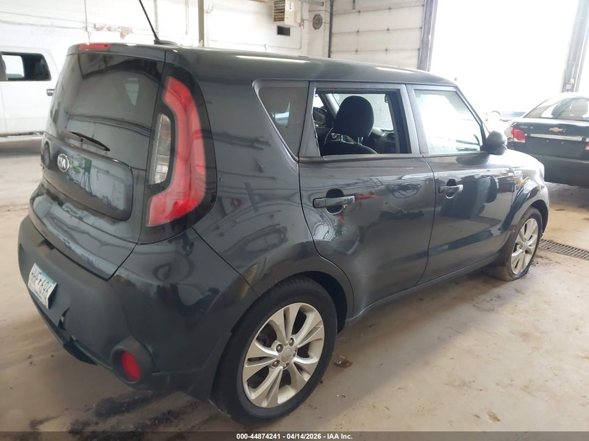 2015 Kia Soul VIN KNDJP3A56F7149038 IAAI salvage auction — LEFT FRONT, Salvage Title, sold $700 on 2026-07-15 (photo 4)