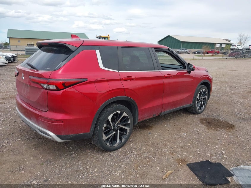 2022 Mitsubishi Outlander VIN JA4J4UA83NZ026724 IAAI salvage auction — LEFT SIDE, Wait Title, sold $7,025 on 2026-07-28 (photo 4)