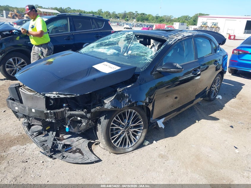 2024 Kia Forte VIN 3KPF54AD7RE774867 IAAI salvage auction — ROLLOVER, Wait Title, sold $1,575 on 2026-08-02 (photo 2)