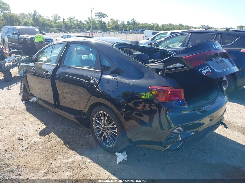 2024 Kia Forte VIN 3KPF54AD7RE774867 IAAI salvage auction — ROLLOVER, Wait Title, sold $1,575 on 2026-08-02 (photo 3)