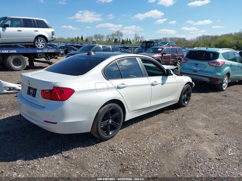 2015 BMW 3er VIN WBA3B5C51FP654210 IAAI salvage auction — FRONT END, Salvage (Illinois), sold $450 on 2026-08-05 (photo 4)