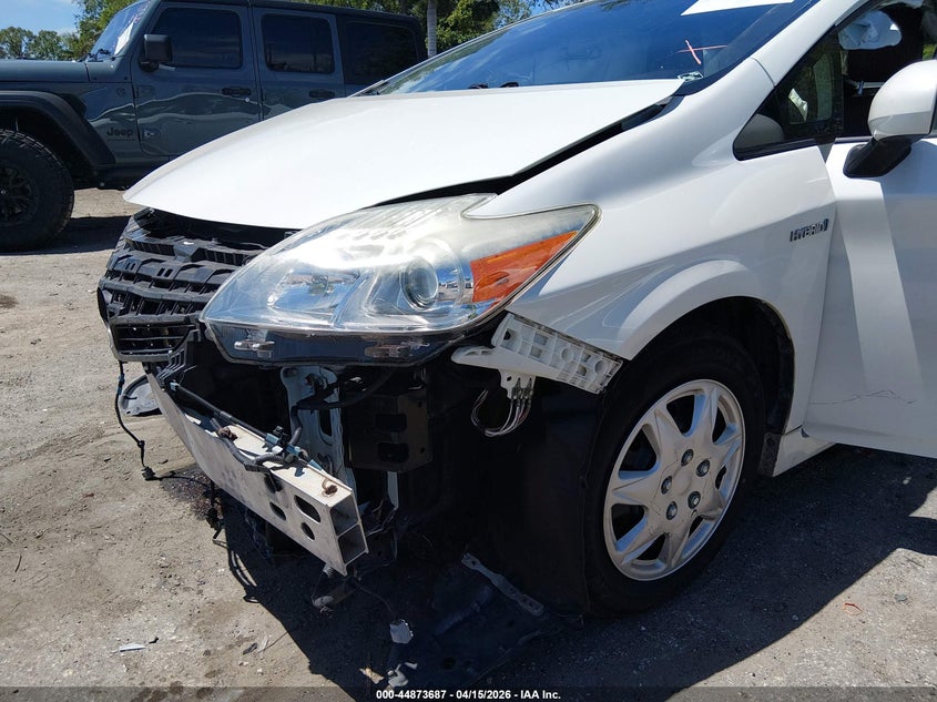 2015 Toyota Prius VIN JTDKN3DU2F0452095 IAAI salvage auction — FRONT END, Wait Title, sold $2,175 on 2026-07-06 (photo 6)