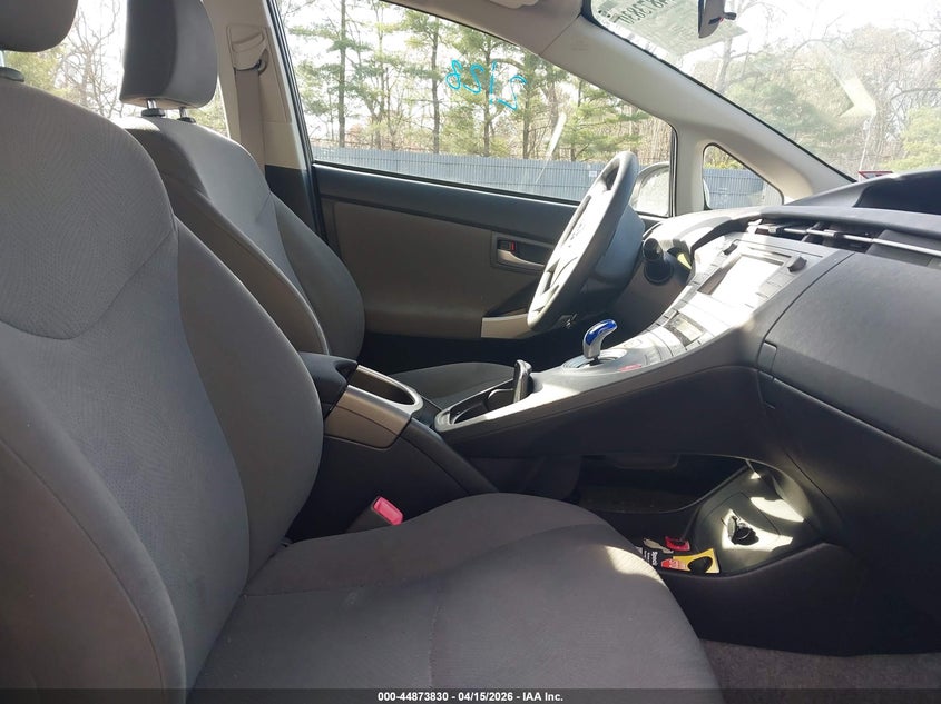 2012 Toyota Prius VIN JTDKN3DU6C5483722 IAAI salvage auction — FRONT & REAR, Salvage (New Jersey), sold $2,600 on 2026-07-08 (photo 5)