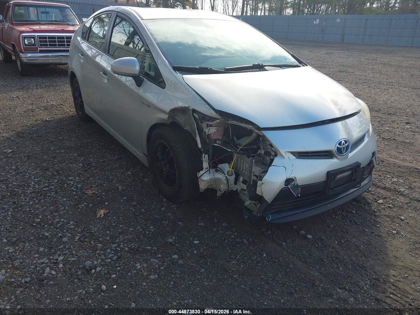 2012 Toyota Prius VIN JTDKN3DU6C5483722 IAAI salvage auction — FRONT & REAR, Salvage (New Jersey), sold $2,600 on 2026-07-08 (photo 6)